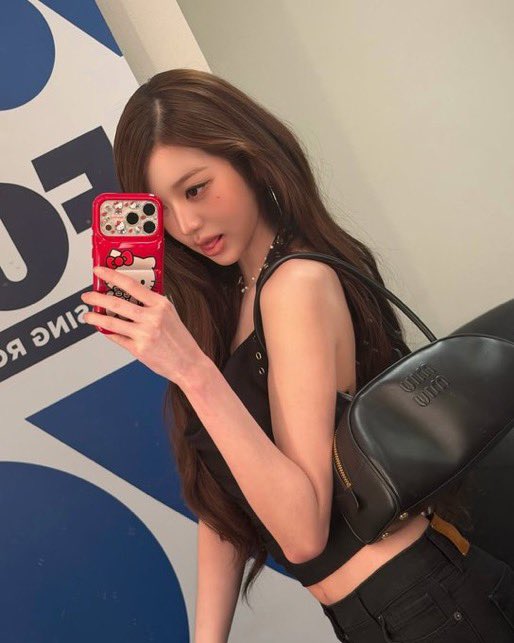 ive pics tweet media