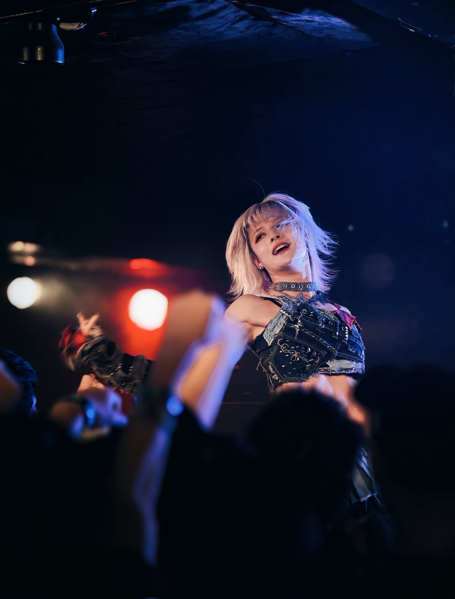 タ 𝔻ミ tweet media