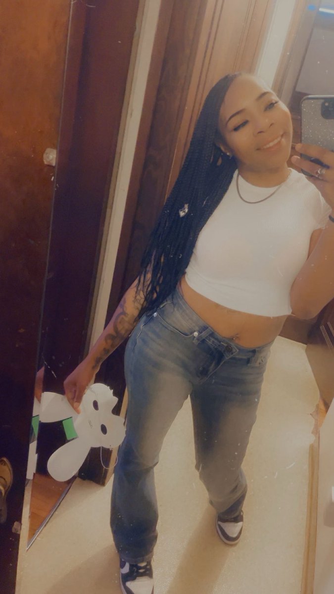 MiniSavage216 tweet media