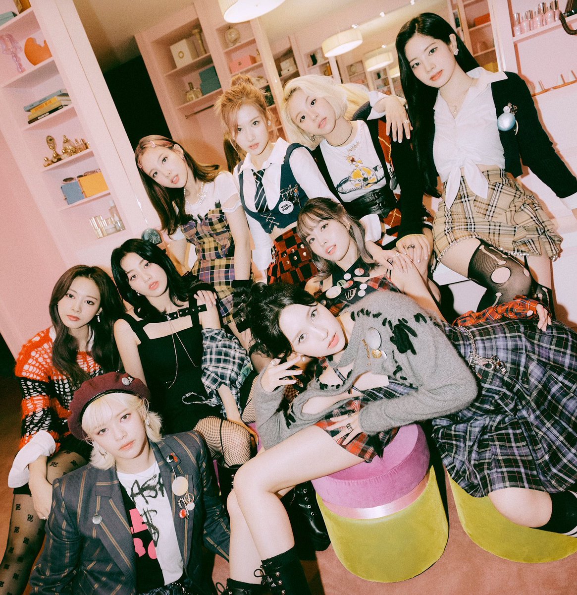 BLACKPINK Charts ⏳ tweet media