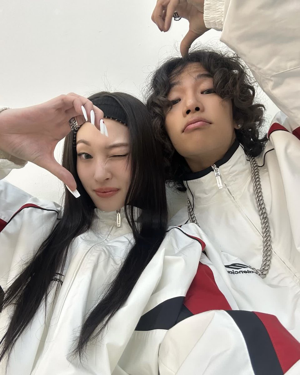 탖앤 아카이브 tweet media