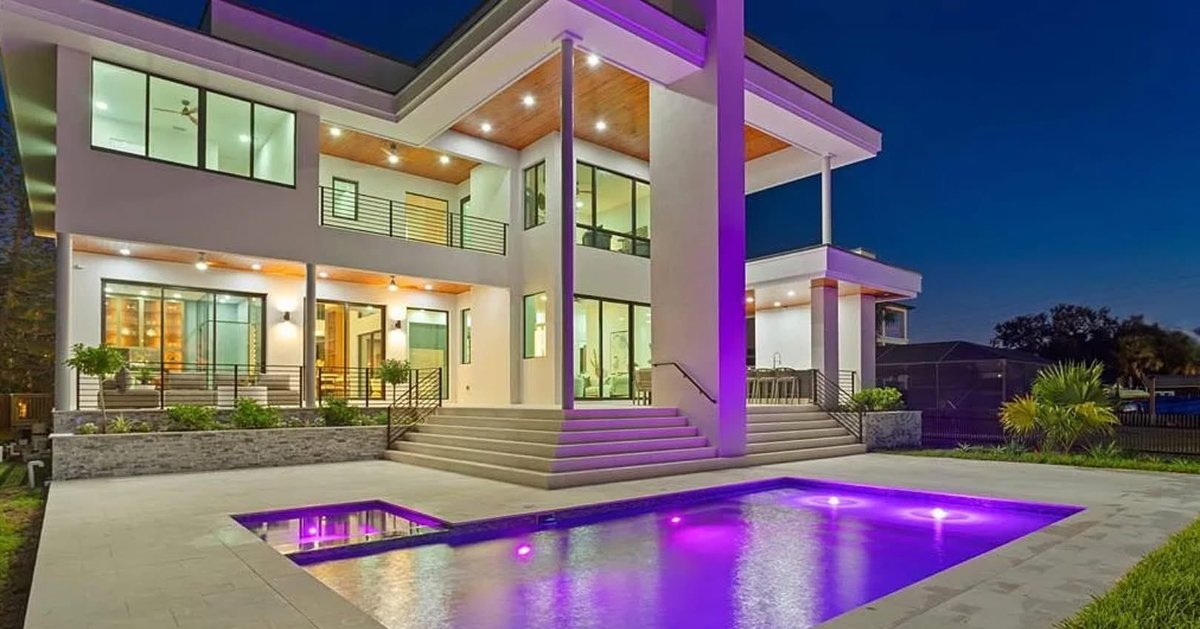 Anthony Close ☀️ tweet media