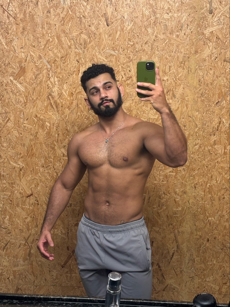 gostoso por foto tweet media