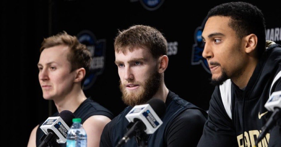 Zach Vogt tweet media