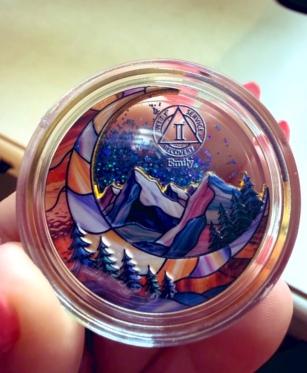 emily mac 🧀 tweet media