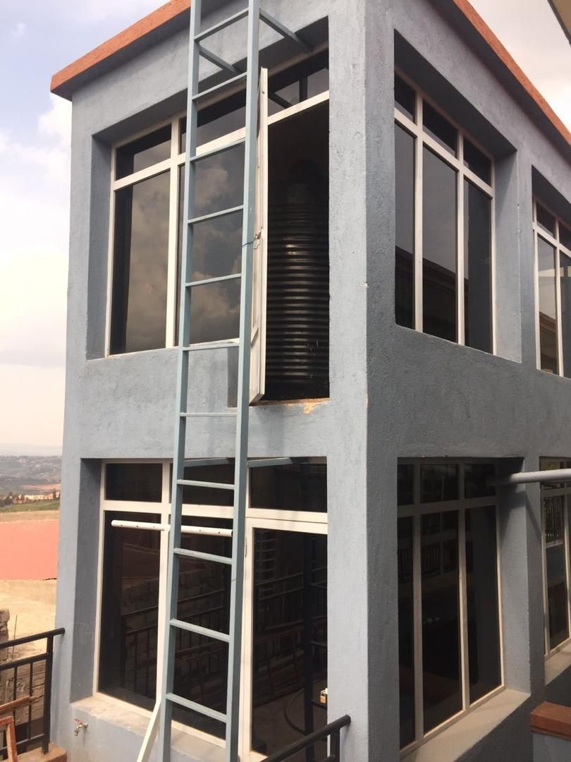 House in Rwanda tweet media