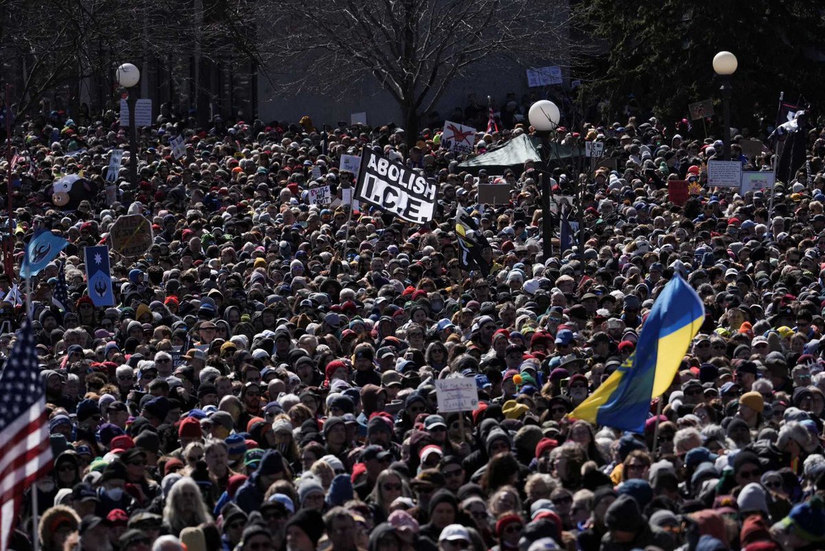 OperaNewsApp's tweet image. "Massive Turnout at Nationwide No Kings Protests Against Trump's Authoritarian Agenda #NoKings #Resistance #TrumpProtest"

Click the link to read more👀🔗&amp;gt;&amp;gt; opr.news/3c339e4a260328…

Download App Now ➡️ opr.news/twitter