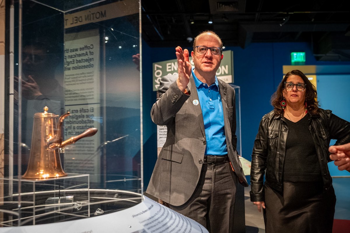 Gobernador Jared Polis tweet media