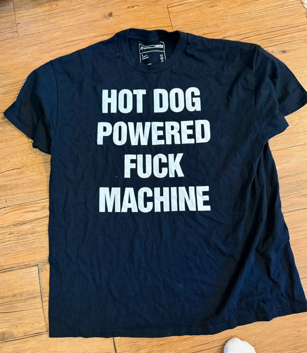 shirtsthtgohard's tweet photo. https://t.co/NPTlclgC7o