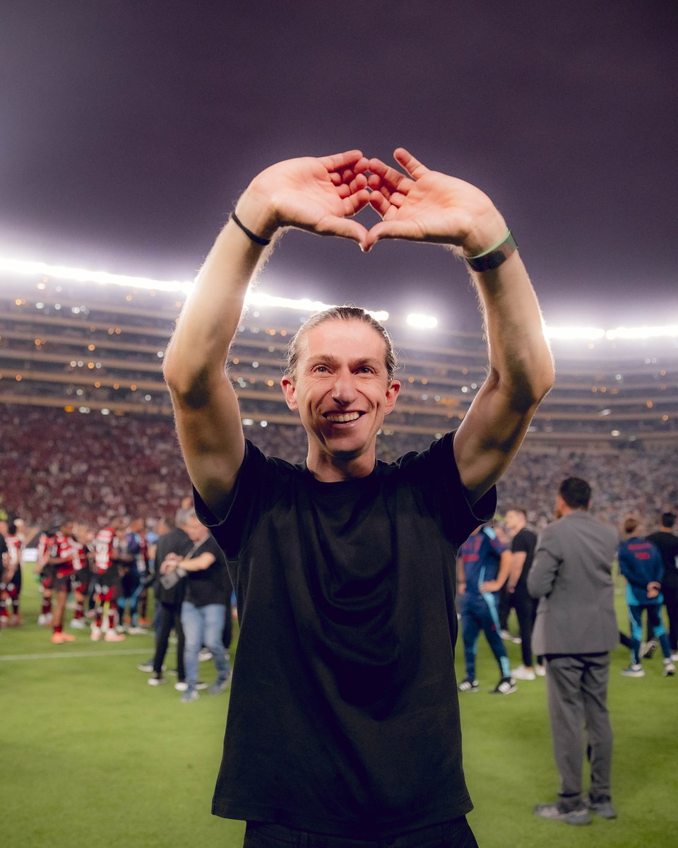 Venê Casagrande tweet media