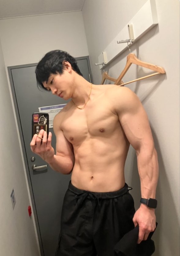 ねるたろう tweet media