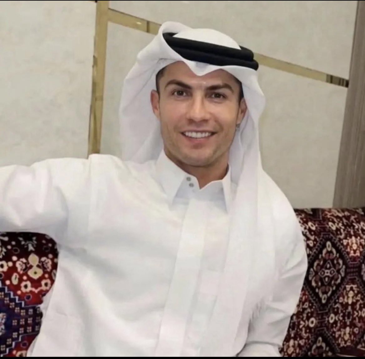 7|#متصدر_لاتكلمني tweet media