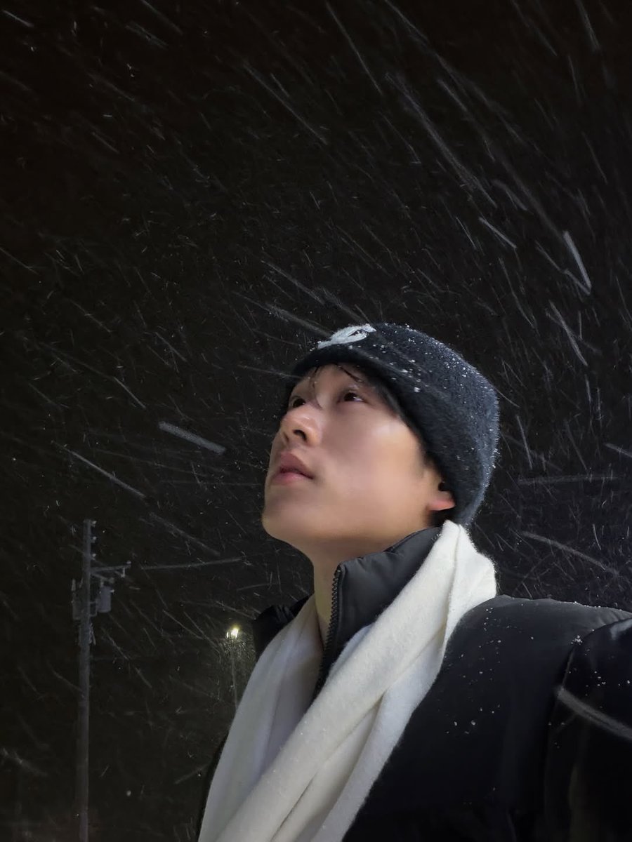 𝙀𝙨𝙩. tweet media