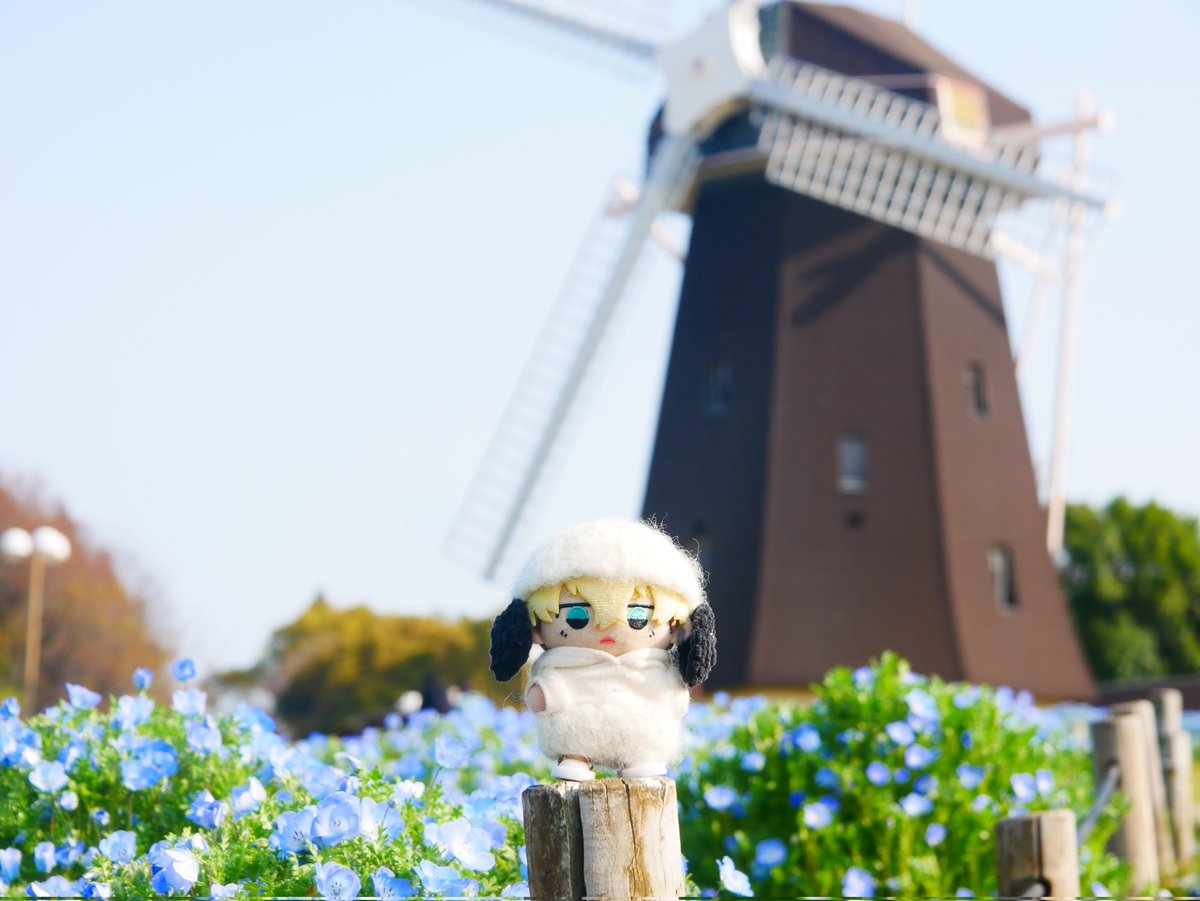 りりり tweet media