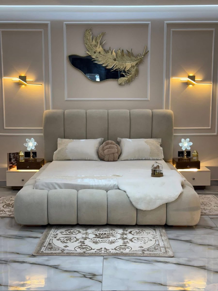 KAYBEE 🛋️ tweet media