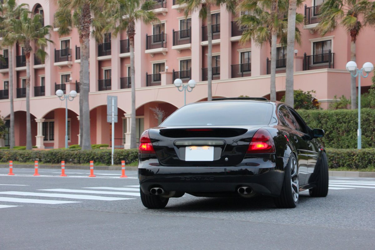 Japanese car spotter tweet media