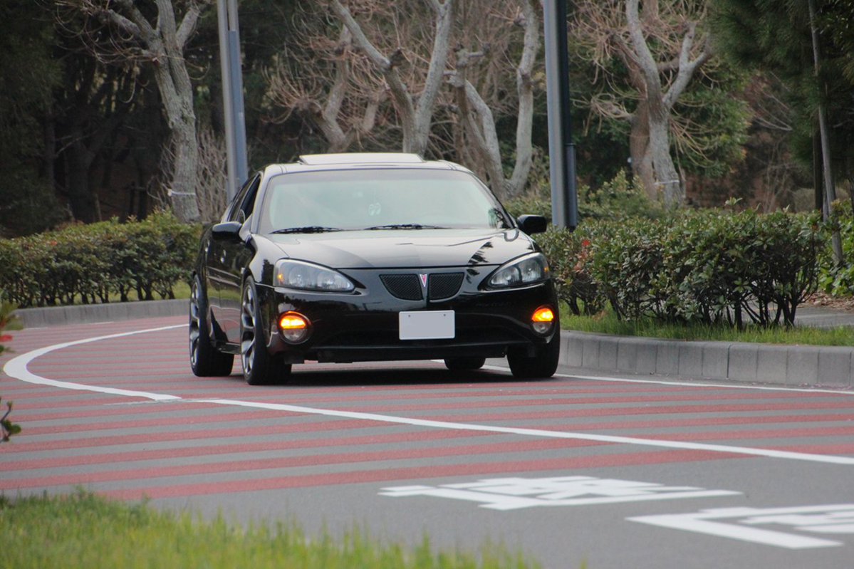 Japanese car spotter tweet media