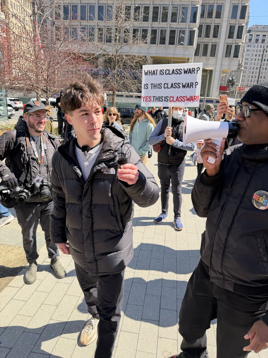 Asa khalif tweet media