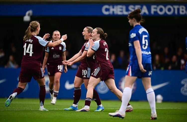 AsifBurhan's tweet photo. With her two goals today, @KirstyHanson3 has become the highest Scottish scorer in a single @BarclaysWSL season, overtaking Kim Little who scored 11 in 2012. #CHEAVL https://t.co/7uRpY3Ttif