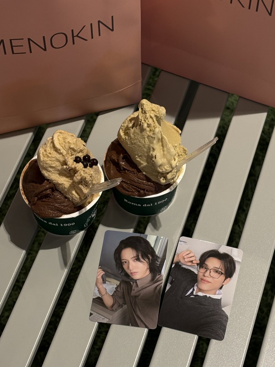 空にある何か tweet media