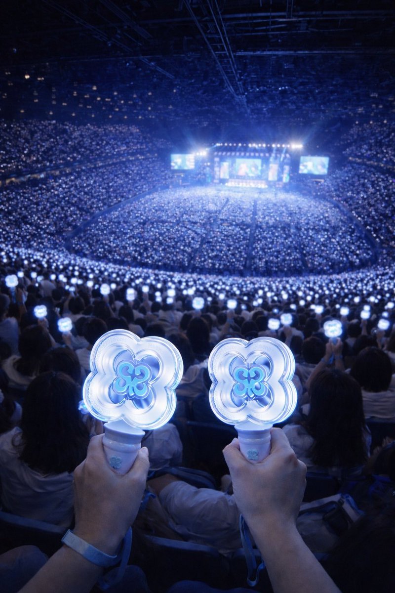 dede hanen tweet media