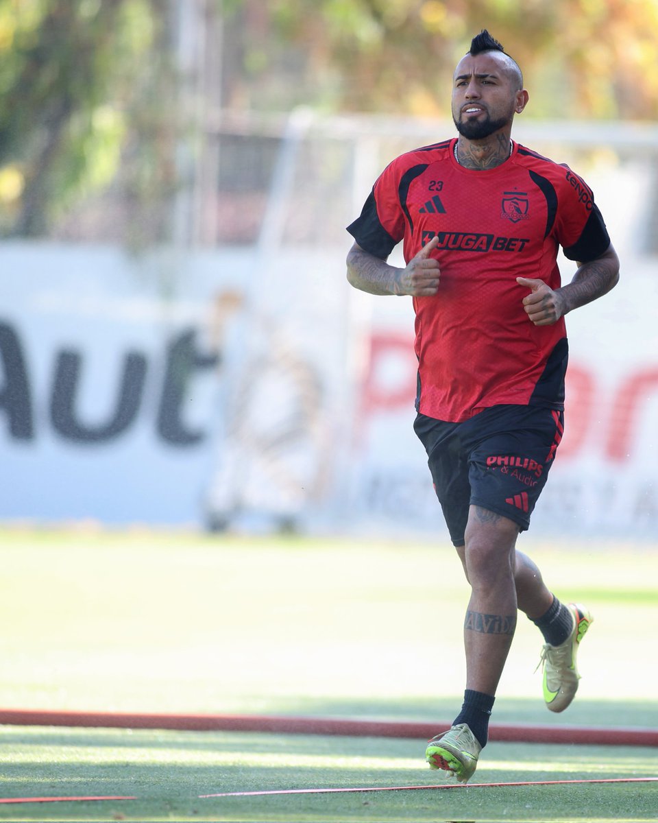 Colo-Colo tweet media