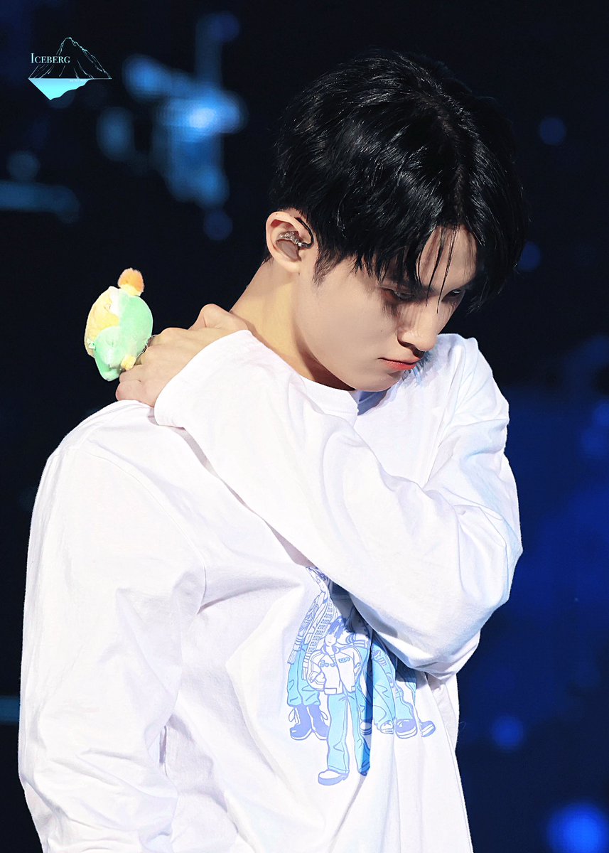 iceberg4mark's tweet image. 260329 
아프지 않길 바라요…😭

#마크 #MARK #NCTDREAM #NCT