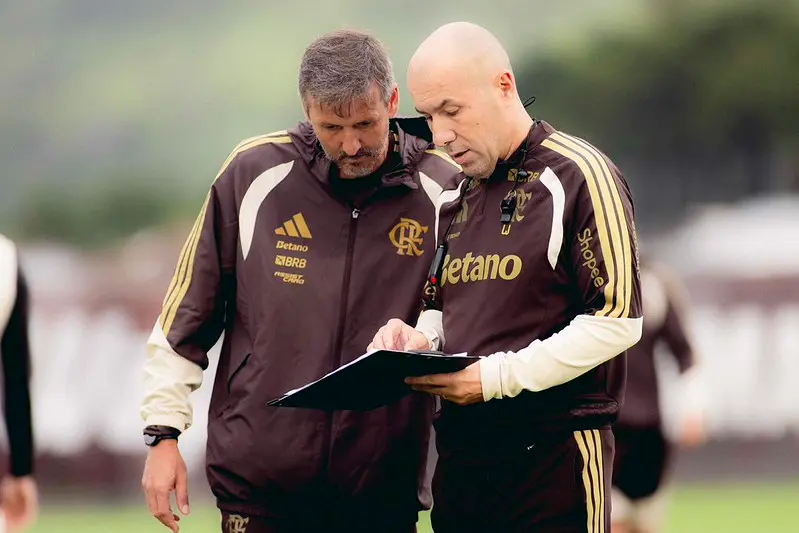 Central do Fla tweet media