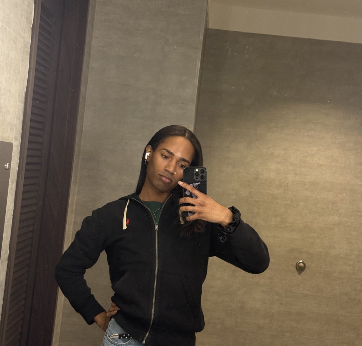 totallycunt's tweet image. #they saying the thickest btch on the planet (me) was born today 😁😁😁😁😁