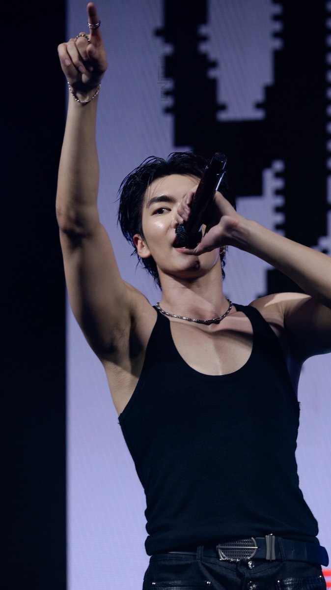 FON 🐥(jenji_mee 📸) tweet media