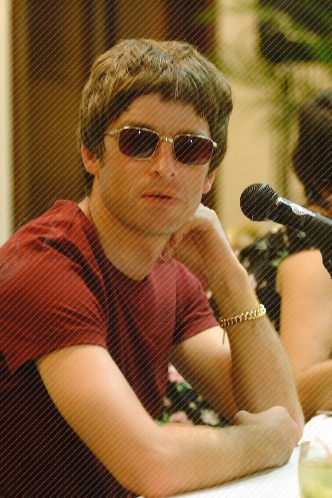 hari saw oasis tweet media