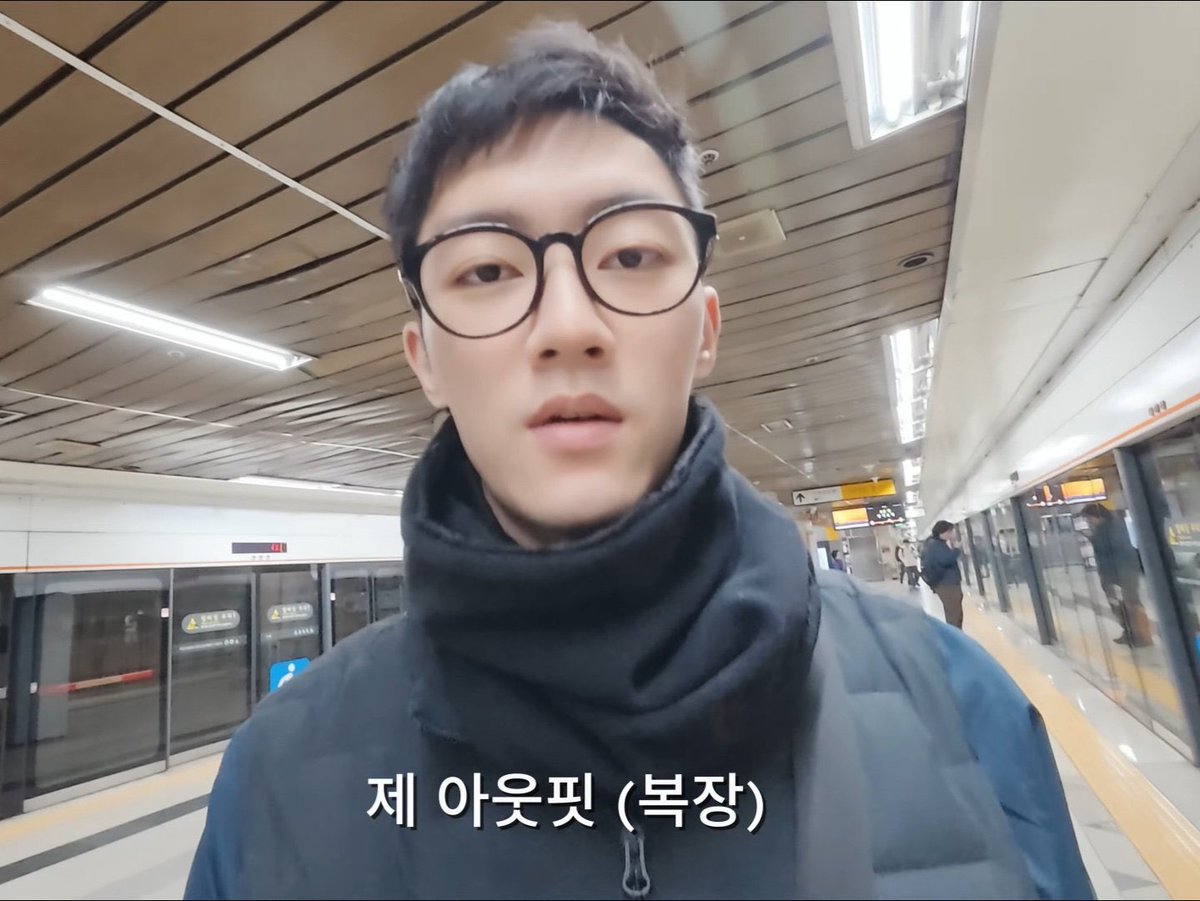 몽뭉이 tweet media