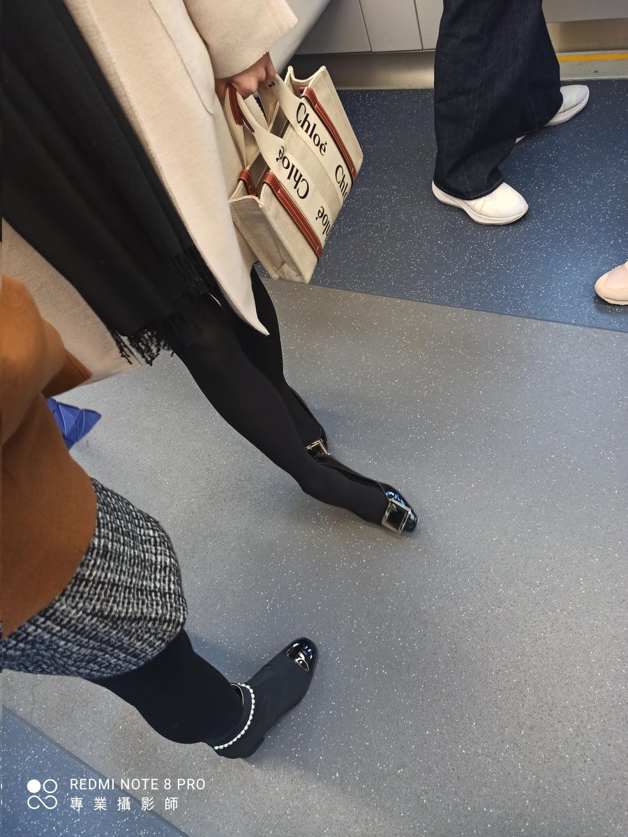 qwertyuiopon9's tweet photo. 港女系列

RV + 厚黑絲(港女標配)

#港女系列 #RV #港女標配 #黑絲 #黑絲襪 #厚黑絲 https://t.co/IdIMNxcYwH