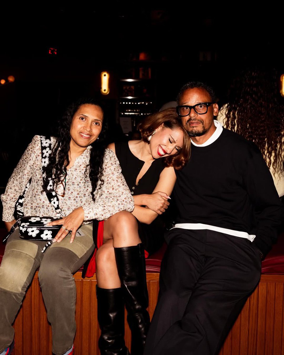 RAYE Updates tweet media