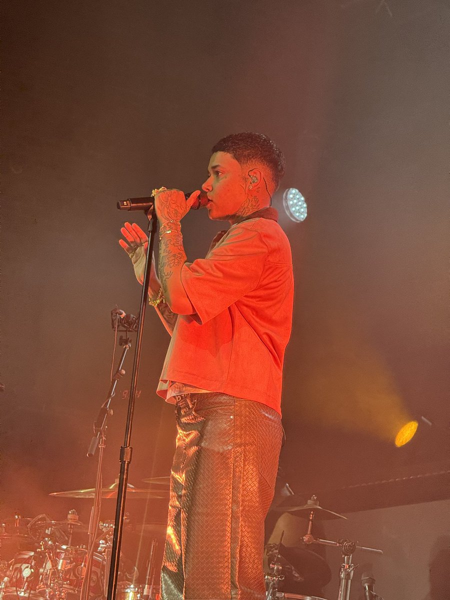 ditesdaughter's tweet image. All dressed up for my fave tn #wlw #kwn