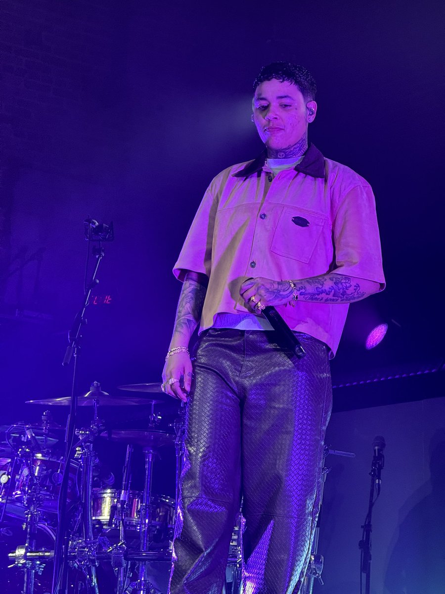 ditesdaughter's tweet image. All dressed up for my fave tn #wlw #kwn