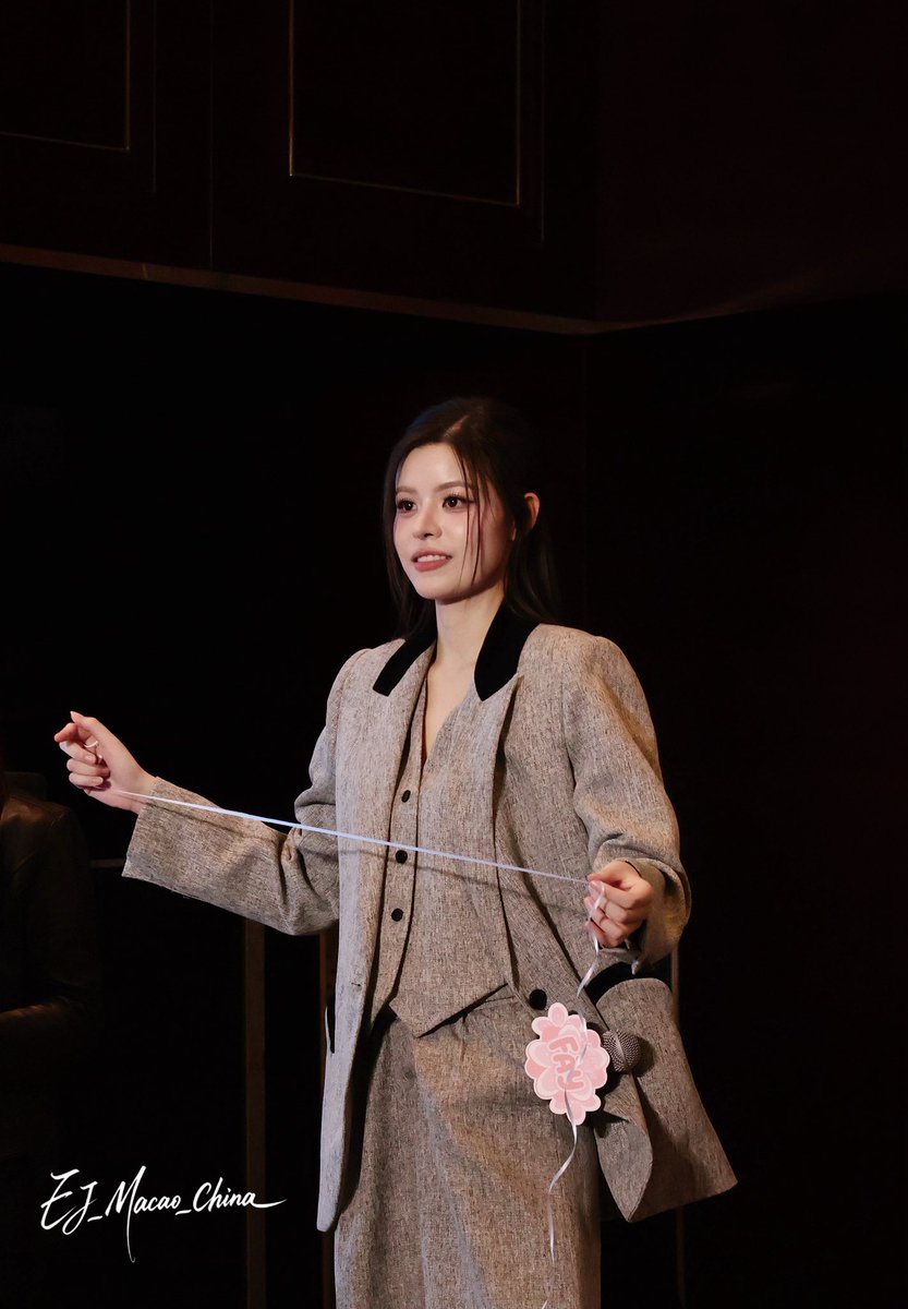 静锅锅的蓝居素敏妍（EJ） tweet media