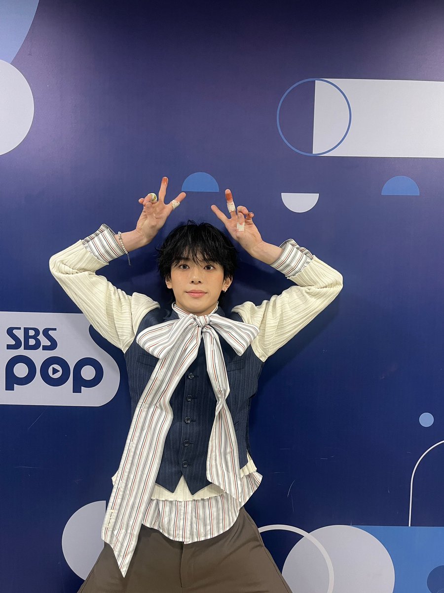 VERIVERY tweet media