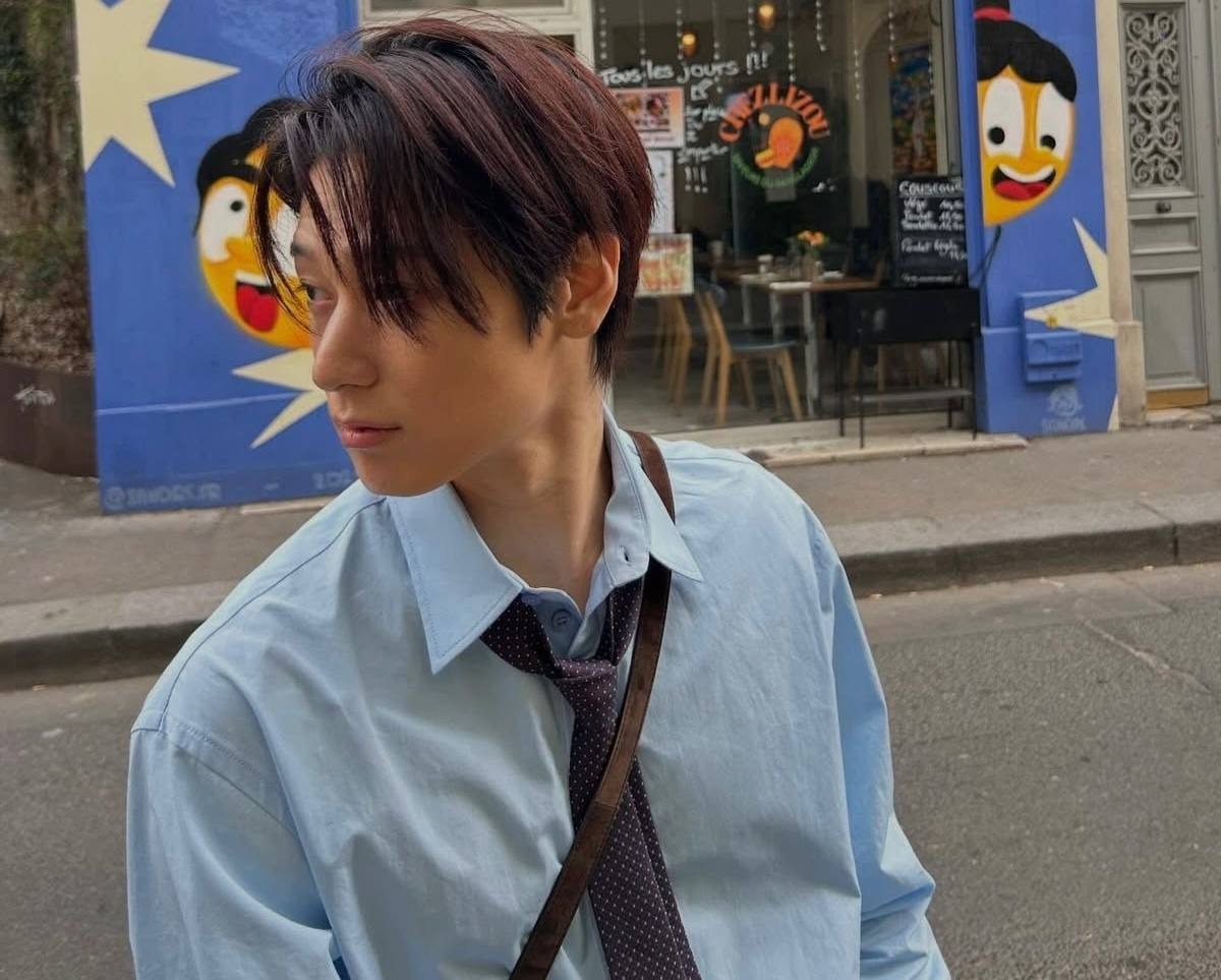 Base umum bisa follow @cornerfess tweet media