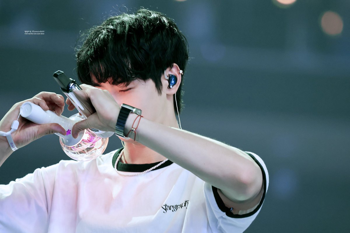 Silver__s2 tweet media