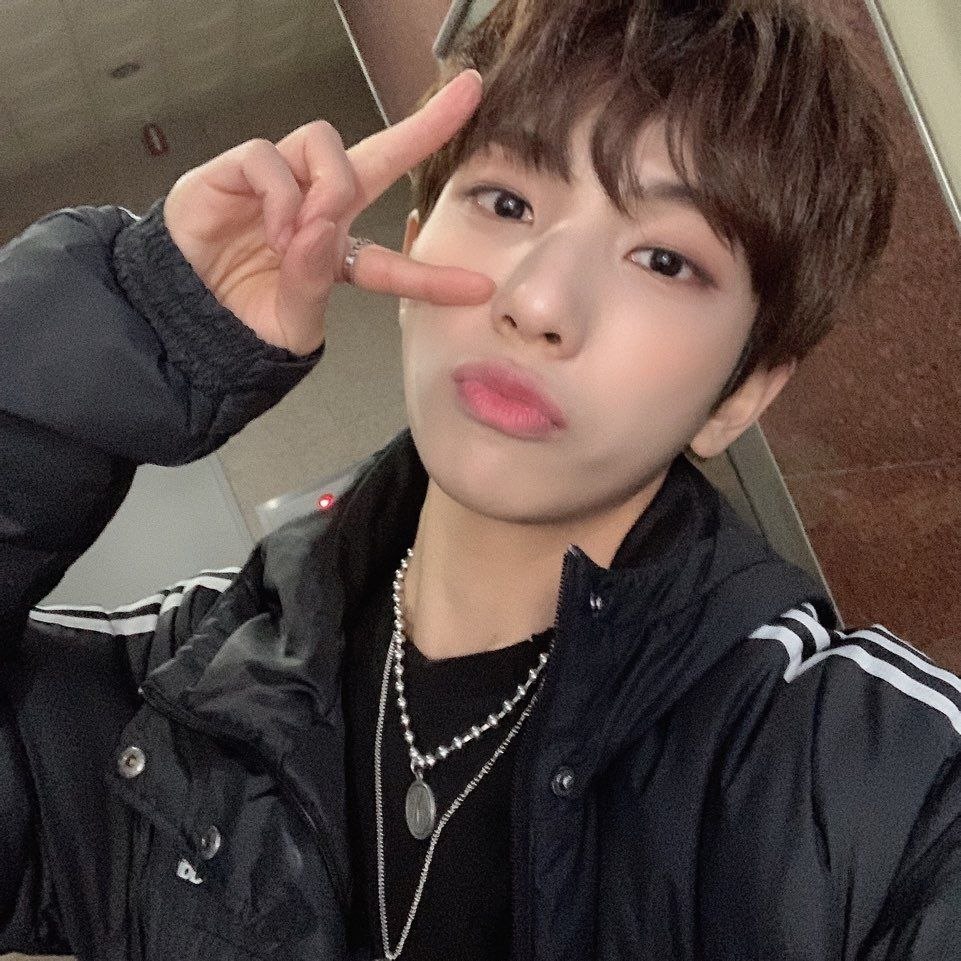 UpdateKBoys's tweet photo. Feliz aniversário para o Suil (LUMINOUS), que hoje completa 27 anos! 🎉
#HAPPYSUILDAY
#SUIL #수일 https://t.co/iAva3xdn1K