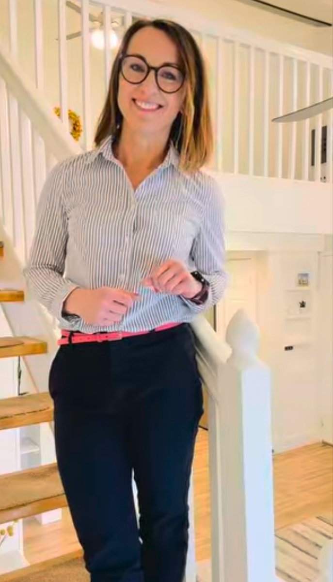 Becca - cranberry juice queen 💃💅 tweet media