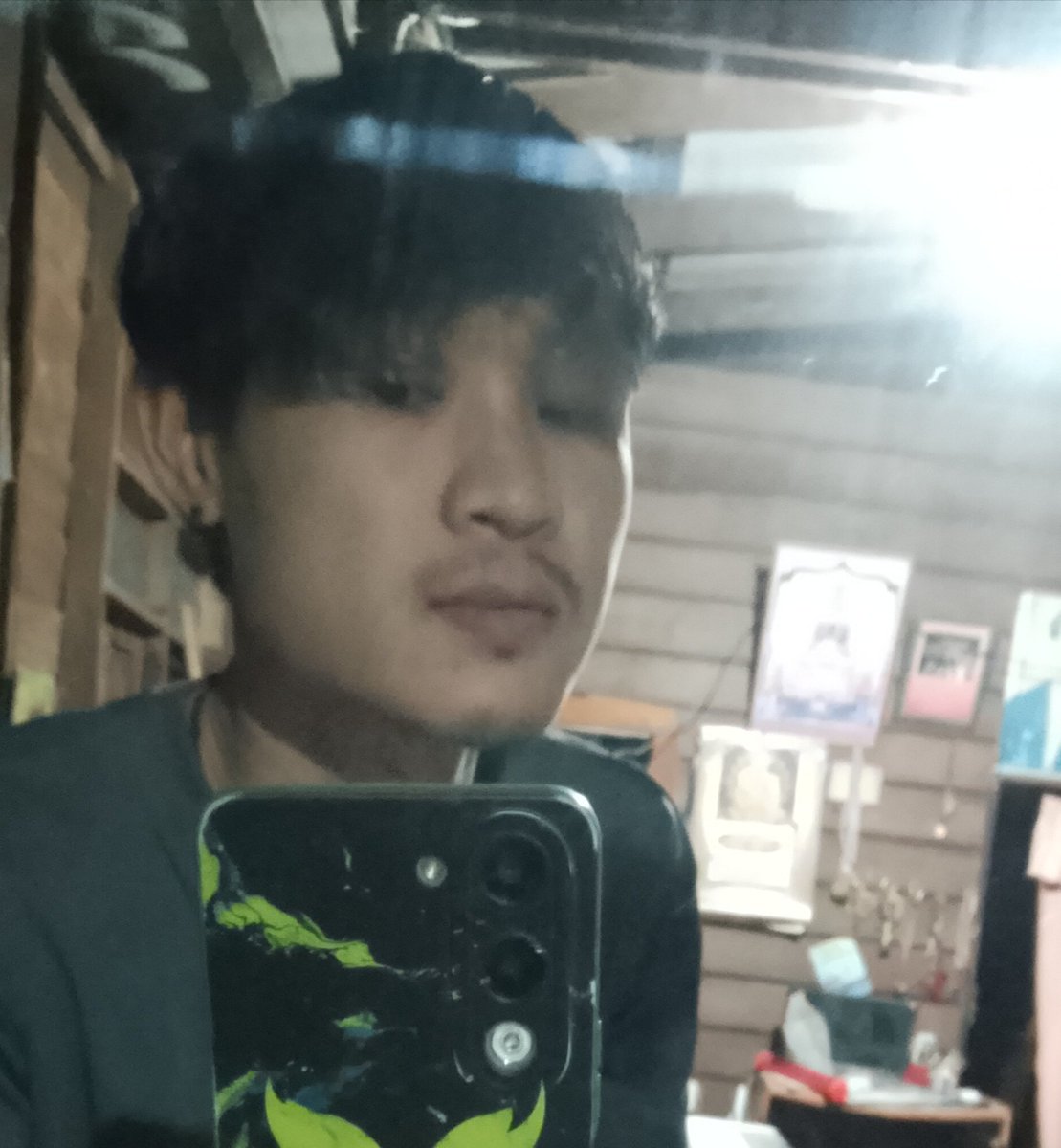 D658 tweet media