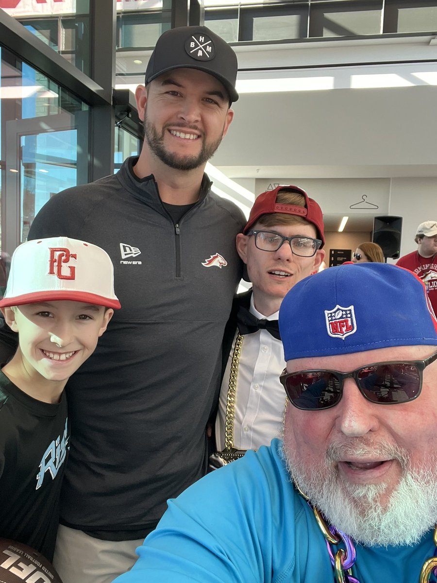 OLD SCHOOL tweet media