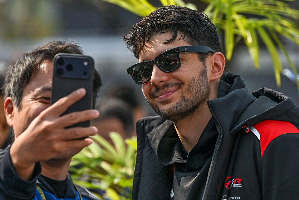 I’ve had a lot of arguments with people about Esteban’s ethnicity and people saying “he doesn’t claim his Algerian side” or “he’s just another white French guy.” But I’m asking honestly, where do y’all see white????? 🤨