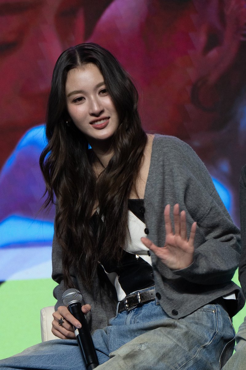 WhiteCloud☁ъ੭ tweet media