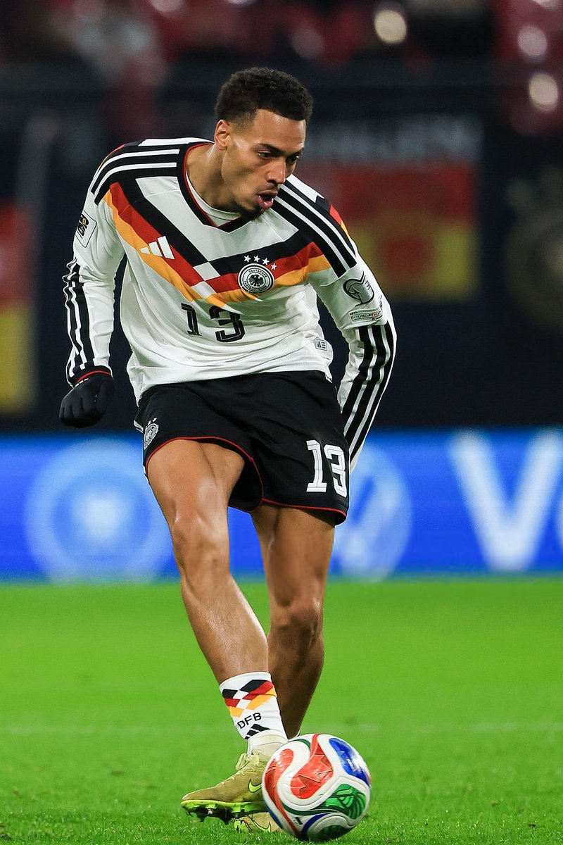 Instant Foot ⚽️ tweet media