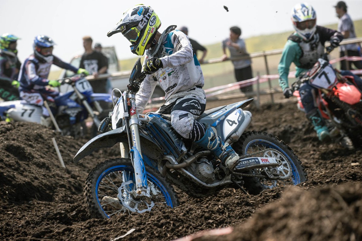 ニール TM Moto Japan tweet media