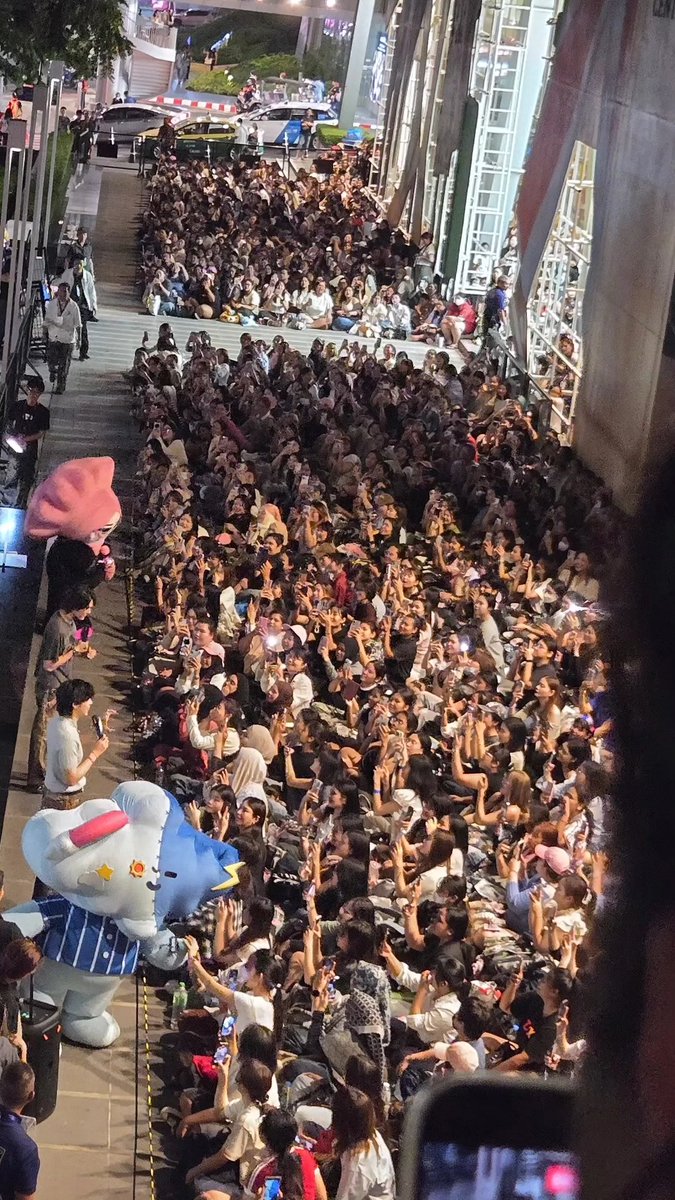 skynani pics tweet media