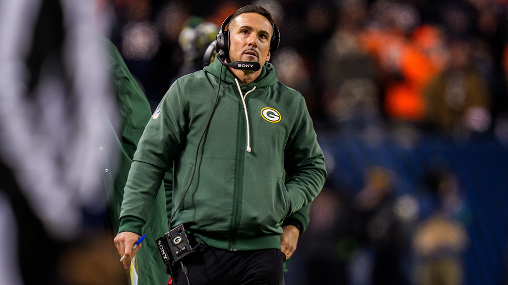 Around The NFL tweet media